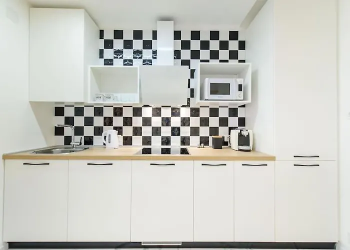 Duje Апартаменты *